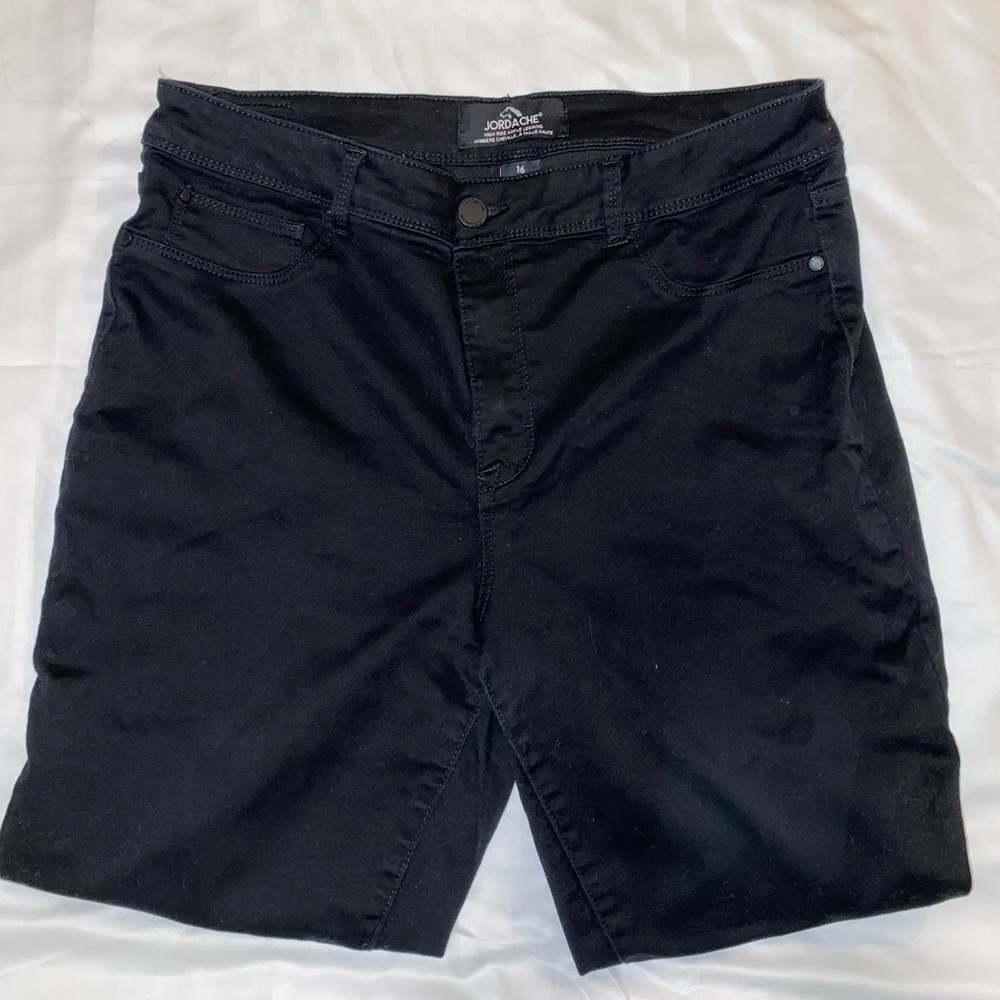 Black skinny jeans
